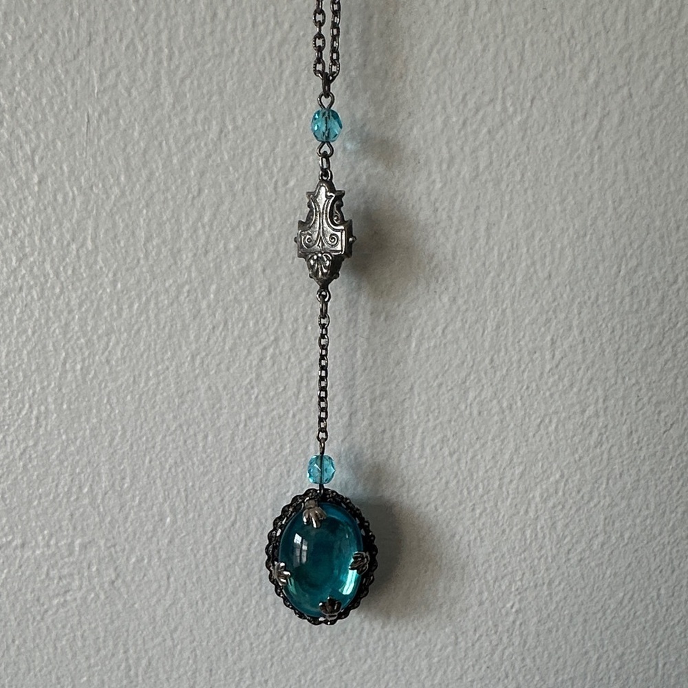 Vintage crystal necklace